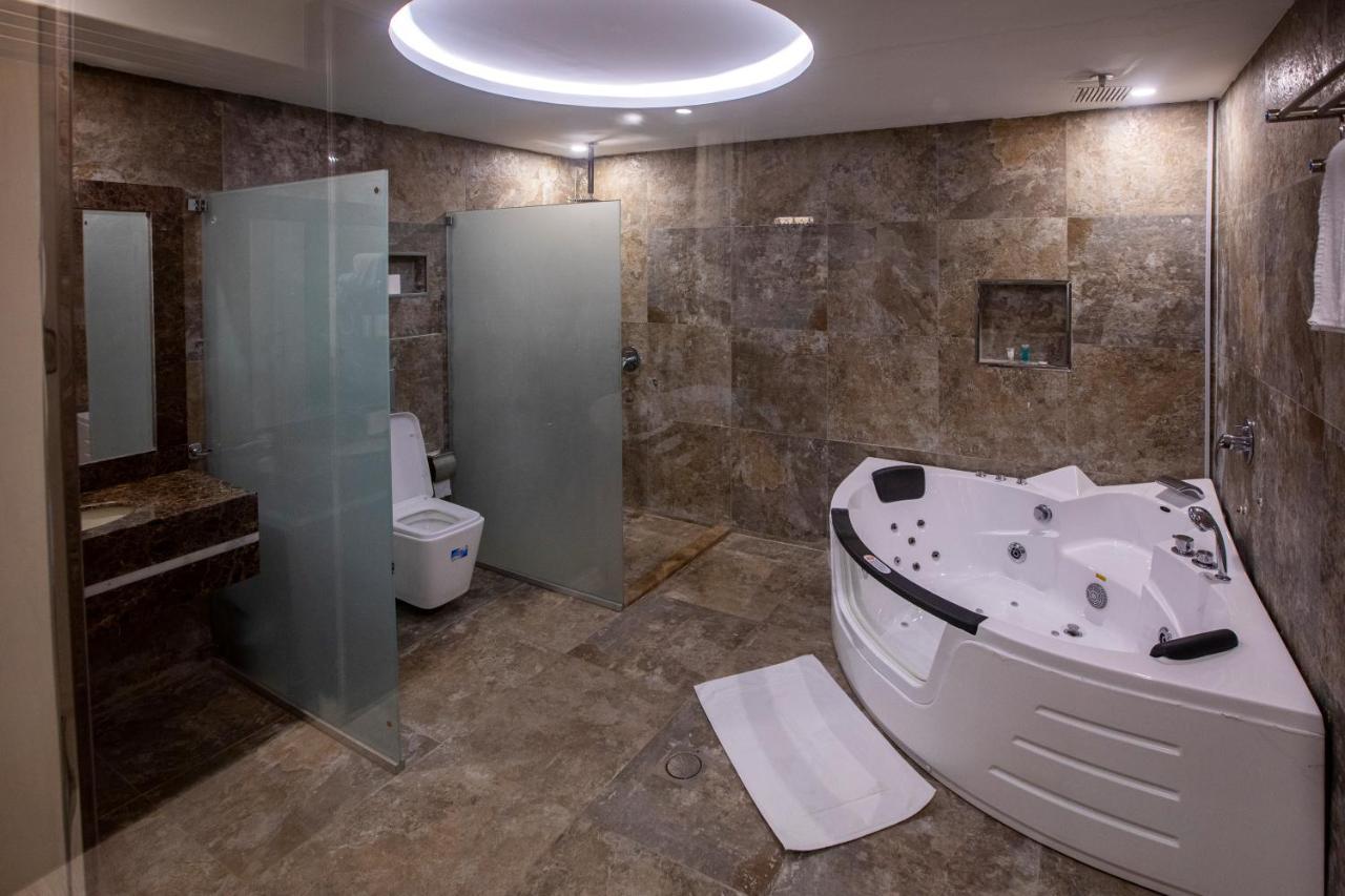 Olive Tree Hotel タブーク エクステリア 写真