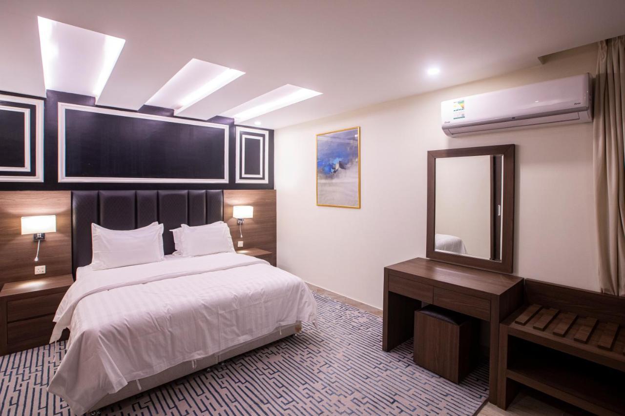 Olive Tree Hotel タブーク エクステリア 写真